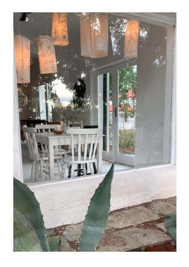 The Richmond Cafe And Rooms Exterior foto